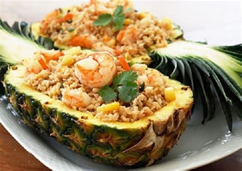 Cách làm cơm rang dứa kiểu thái siêu độc đáo - Đào Tạo Bếp Trưởng