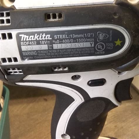 Lot Detail - MAKITA CORDLESS DRILL WITH 18V LITHIUM ION BATTERY & CHARGER