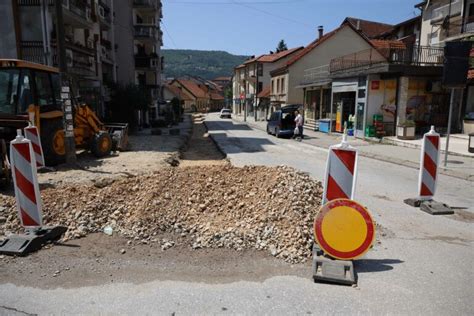 Rekonstrukcija toplovoda i saobraćajnice u delu Nemanjine ulice ZoomUe