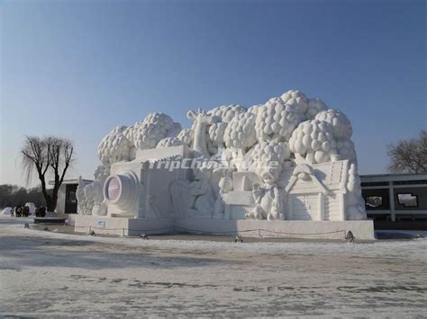 Snow Sculptures Harbin - Harbin Ice Festival Photos, China