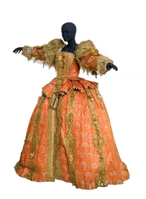 1600s Louis XIV. The origins of ballet. Imagine dancing in this ...