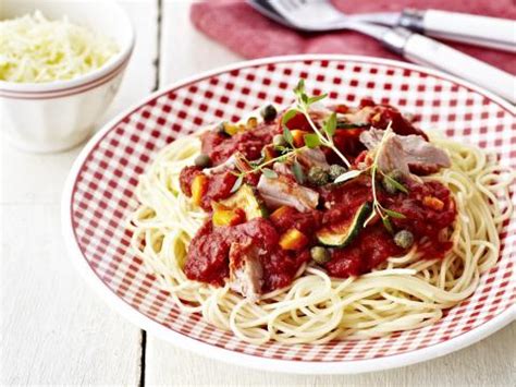 Spaghetti Met Tomatensaus Erwtjes En Tonijn Libelle Lekker