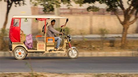 Air Pollution Delhi Govt Provides Rs7 Cr Subsidy To E Rickshaws The Statesman