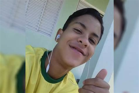 Barb Rie Adolescente De Anos Morto A Pedradas Ap S Sair De Festa