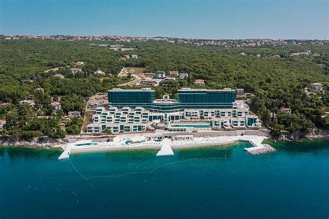 Hilton Rijeka Costabella Beach Resort Spa