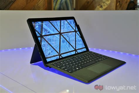 CES 2017 Dell Latitude 5285 Is A Surface Pro Lookalike Lowyat NET