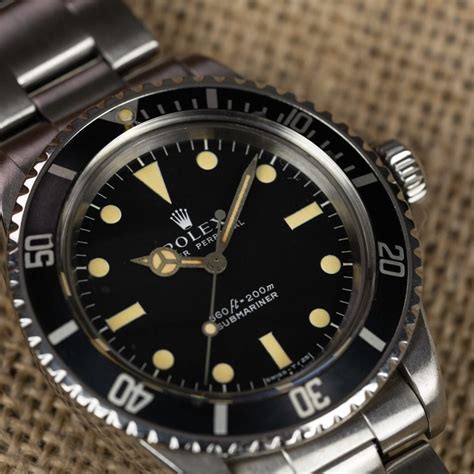 Rolex Submariner 5513 'Serif Dial' - Amsterdam Vintage Watches