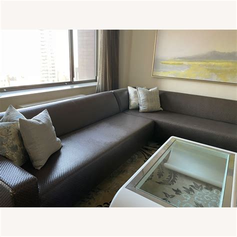 large  piece sectional aptdeco