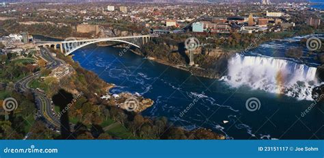 American Falls and Rainbow Bridge, Niagara Falls Editorial Photography ...