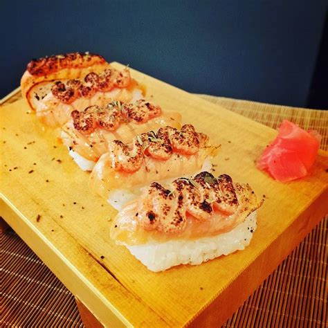salmon mentai nigiri  chef philip  sushiro singapore