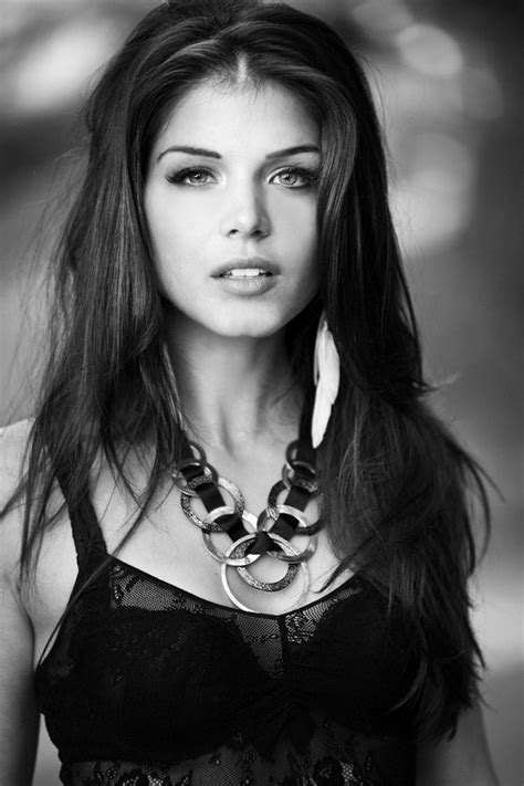 Marie Avgeropoulos Valkyria9