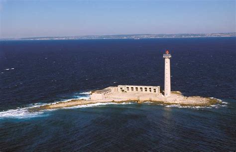 Photo A Rienne Phare Du Planier Bouches Du Rhone Paf