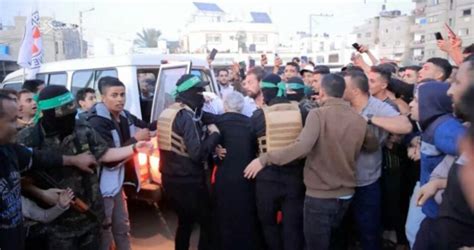 Fourth Wave of Swap Deal, 33 Palestinians, 11 Israeli Captives Released - MINA News Agency