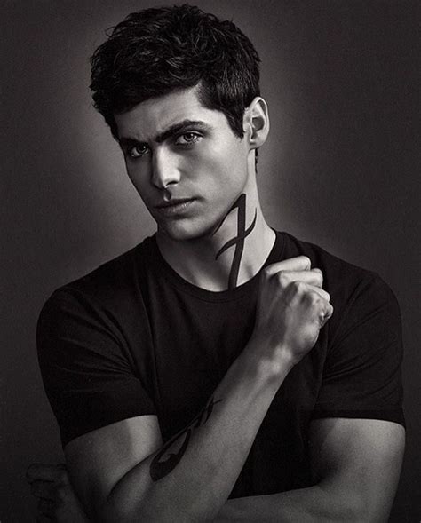 Matthew Daddario As Alexander Alec LightWood Shadowhunters Matthew