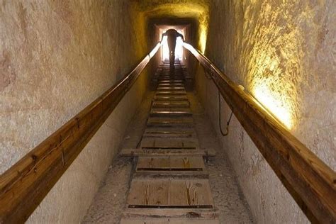 VIP Day Tour Inside Giza Pyramids