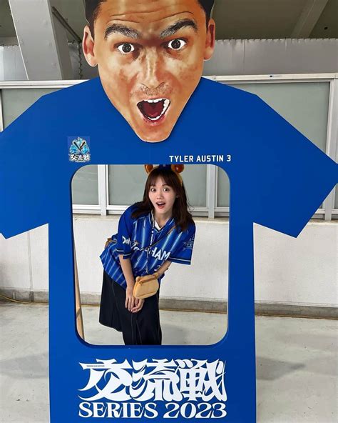 立花紫音さんのインスタグラム写真 立花紫音instagram「交流戦⚾️dena選手のパネルがいっぱいあったー！」6月17日 12時38分 Shiontachibana