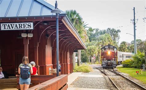 This Mile Train Ride In Florida Is The Perfect Way To Unwind And