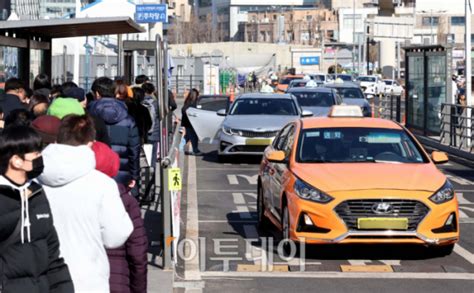 택시도 대중교통수단 포함대중교통법 개정안 10년 만에 재추진 이투데이