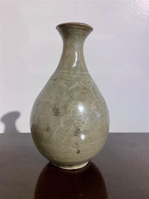 Korean Goryeo Celadon Glazed Slip Inlaid Bottle Vase 12th 13th Century