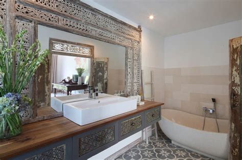 umah  desa batubelig bali indonesia