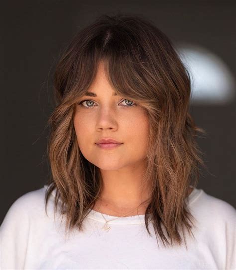 Stylish Bangs For Round Faces Compatible With Any Hair Length