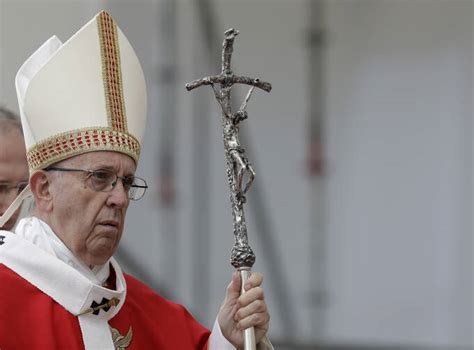 Viganò accuses Pope Francis of slander and hypocrisy in new letter ...