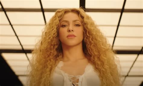 Biografía de Shakira la historia de la Reina del Pop Latino LETRAS