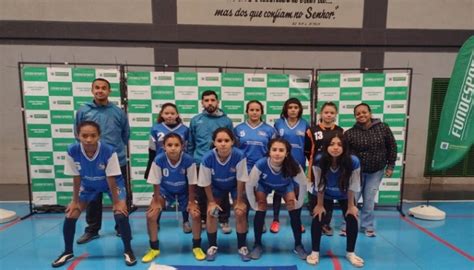 Meninas do futsal de Água Clara goleiam Bodoquena por 7 a 2 e