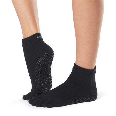 Pilates Grip Socks Grip Socks For Pilates Pilates Reformers Australia
