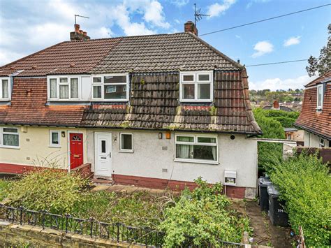 3 Bed Semi Detached House For Sale In Outgang Lane Leeds West