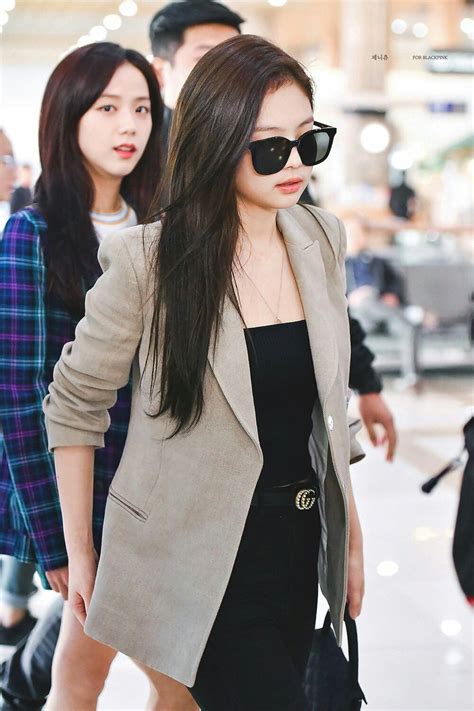 BLACKPINK Jennie At Gimpo Airport Kpop Feminino Jennie Blackpink Looks