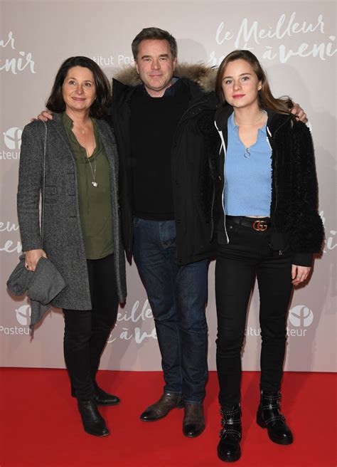 Photo Guillaume De Tonqu Dec Avec Sa Femme Christ Le Et Leur Fille