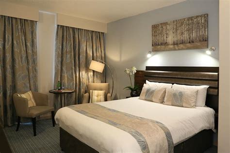 DOUBLETREE BY HILTON HOTEL LONDON - CHELSEA $128 ($̶1̶8̶2̶) - Updated ...