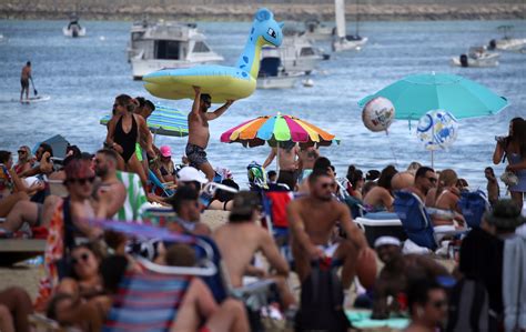 New boardwalk restaurants will soon open at m street beach boston ma 5