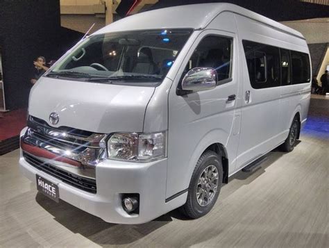 Perbedaan Mobil Hiace Commuter Premio Dan Luxury