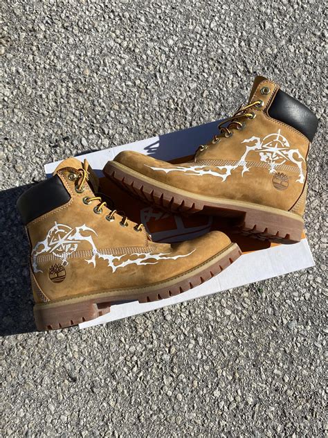 Custom painted pair of Timbs for my brand! : r/streetwearstartup