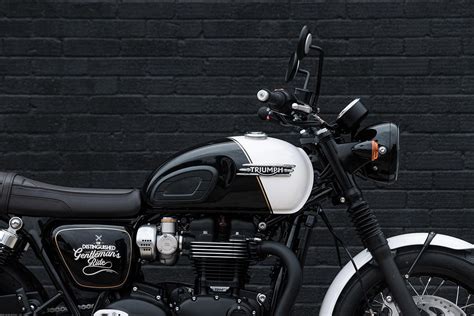 Triumph Unveils T120 Bonneville Black Dgr Edition Motorcycle Chat Motorcycle Riders