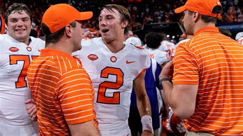 Cade Klubniks Clemson Football Debut Impresses Analysts Raleigh News