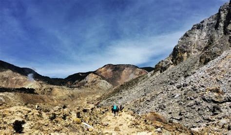 Alasan Ikutan Open Trip Gunung Papandayan Pigiblog