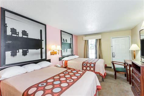 Super 8 by Wyndham Statesboro | Statesboro, GA Hotels