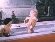 Naked Martine Azencot in Les désaxées