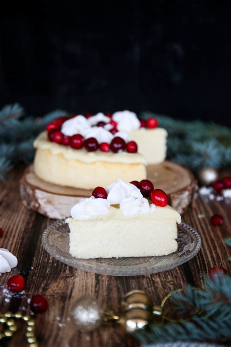 Sernik z mascarpone i białej czekolady przepis Marty