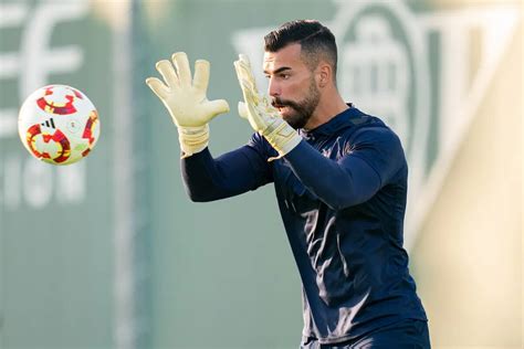 As Jugaron Los Futbolistas Del Betis Deportivo Ante El Antequera