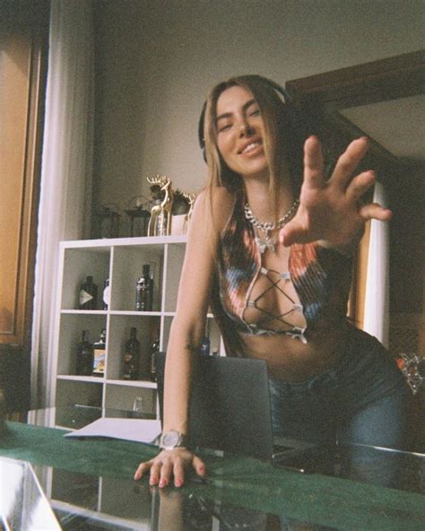 Valentina Fradegrada Hot In Her New Retro Style 14 Photos The