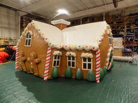 Gingerbread House Parade Float (Inflata-Float)