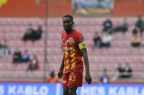 Memduh Borazan G On Twitter Bernard Mensah Yukatel Kayserispor