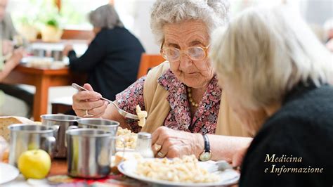 Alimentazione Nella Terza Et Cosa Come Quanto Mangiare Per Evitare