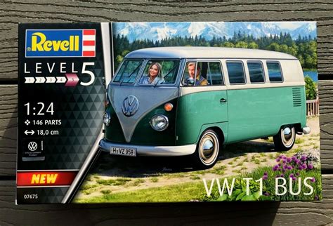 REVELL 1 24 VW VOLKSWAGEN T1 BUS VAN PLASTIC MODEL KIT ITEM 07675 F S