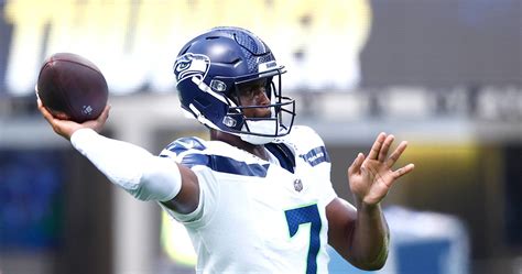 Nfl Rumors Geno Smith Approached Seahawks About New Contract Before