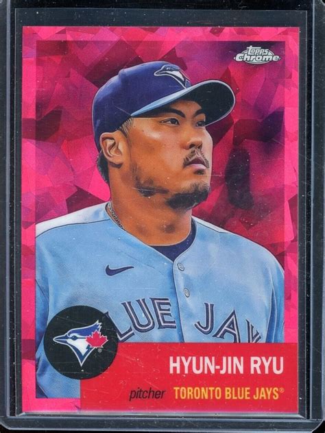 2022 Topps Chrome Platinum Fuchsia Atomic Refractor Hyun Jin Ryu 105